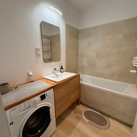 Amber On 14 Floor Διαμέρισμα *